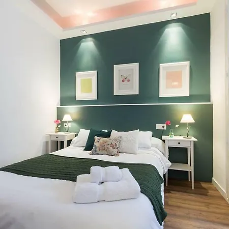 Sagrada Familia Iv Apartamento *