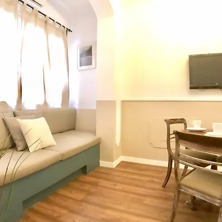 Apartamento Sagrada Familia Iv *